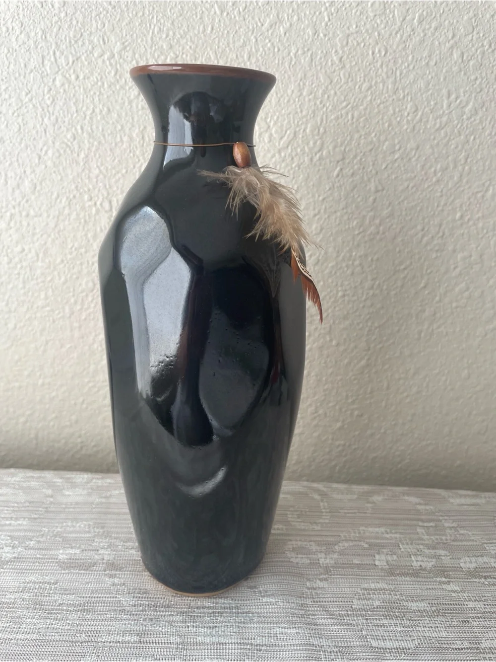 Black pottery Decorative Vase with Feather Accent sing FRP 86 9.25 inch
